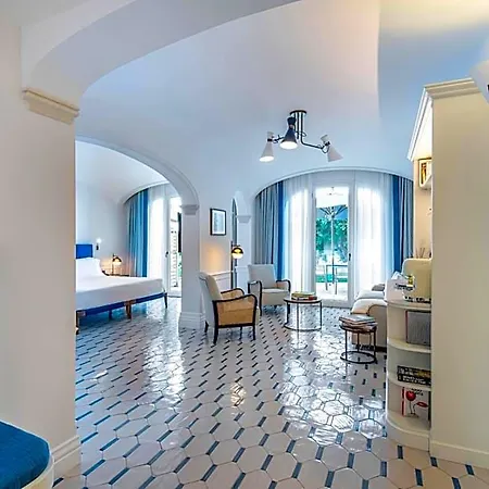 Borgo Santandrea Hotel 5*