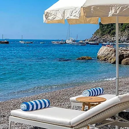 Borgo Santandrea Hotel 5*