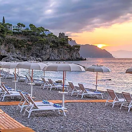 Hotel Borgo Santandrea Praiano